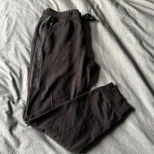 Lululemon Joggers 29”